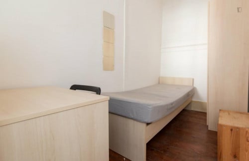Homely single bedroom in Saldanha
