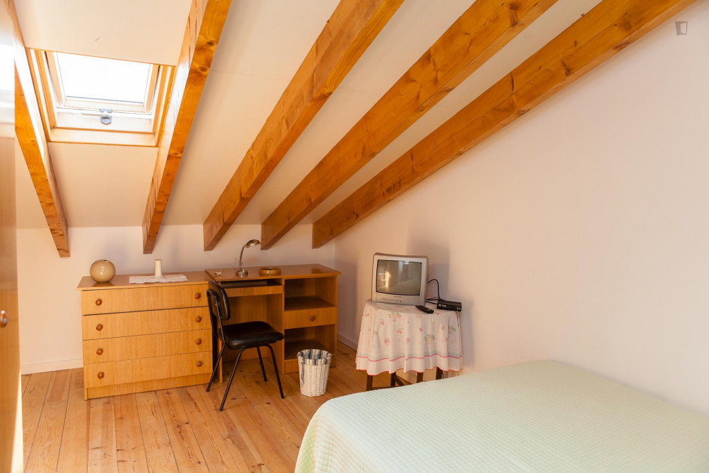 Alluring double bedroom near Universidade de Coimbra's main campus