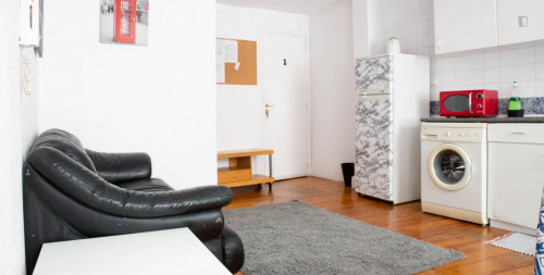 Homely double bedroom in a student flat, in São Bento  - Gallery -  3