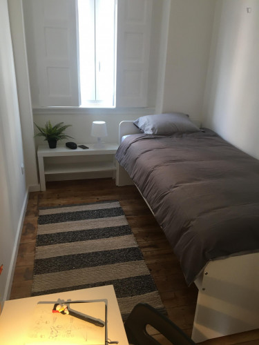 Delightful single bedroom close to Pontinha metro  - Gallery -  3
