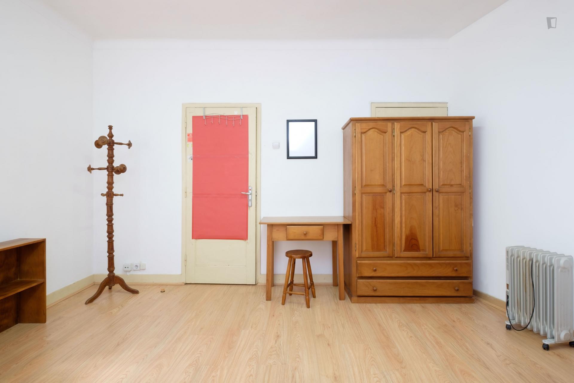 Snug Single Bedroom close to Universidade de Coimbra