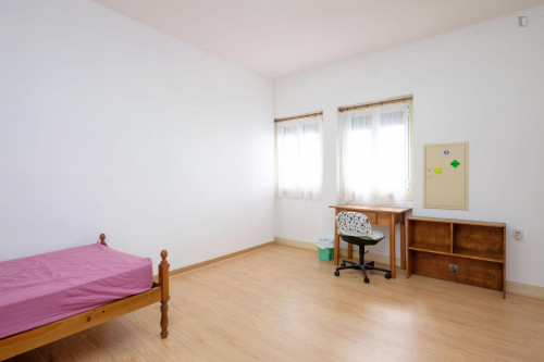  Snug Single Bedroom Close To Universidade De Coimbra  -  Snug Single Bedroom close to Universidade de Coimbra  - Gallery -  1