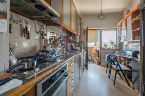 Great double bedroom with a private bathroom, close to Universidade Europeia - Gallery - 7