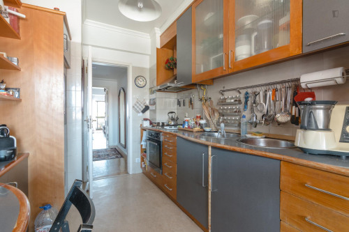 Great double bedroom with a private bathroom, close to Universidade Europeia - Gallery - 8