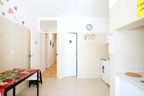 Cute single bedroom close to Jardim Arco do Cego - Gallery - 4