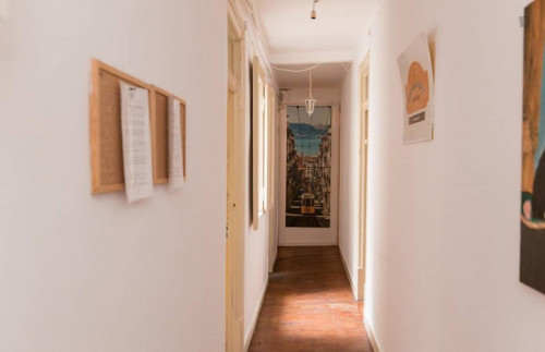 Homely single bedroom in a student flat, in Saldanha - Gallery - 3