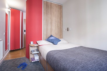 Emily Bowes Court Student Rooms Wardrobe Emily Bowes Court Student Rooms Wardrobe