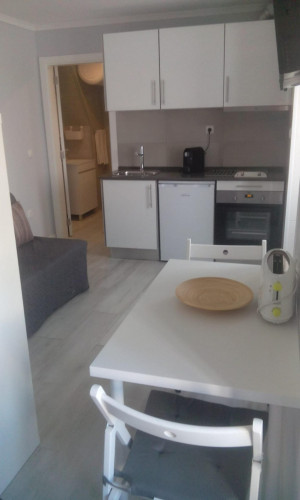 Neat Studio in Setúbal - Gallery - 9