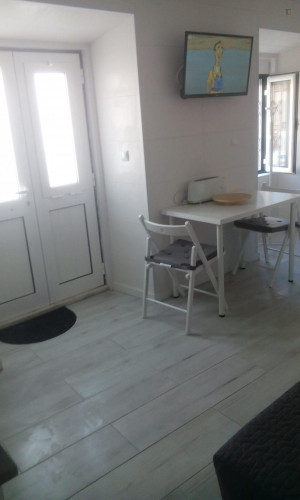 Neat Studio in Setúbal - Gallery - 6