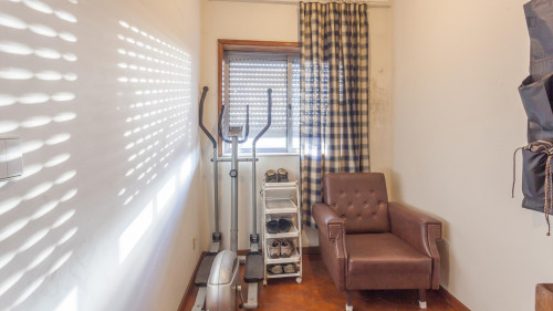 Single bedroom in 5-bedroom house with a terrace in Pedrouços - Gallery - 7