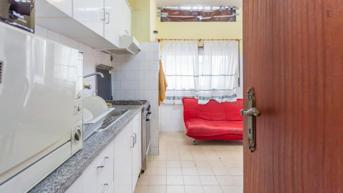 Single bedroom in 5-bedroom house with a terrace in Pedrouços - Gallery - 24