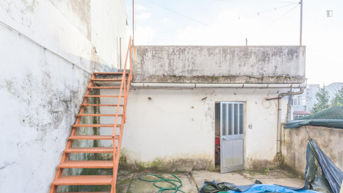 Single bedroom in 5-bedroom house with a terrace in Pedrouços - Gallery - 10