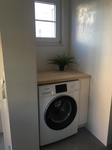 Modern single bedroom close to Pontinha metro - Gallery - 17