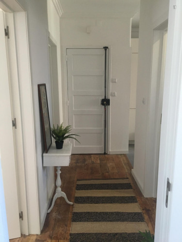 Modern single bedroom close to Pontinha metro - Gallery - 2
