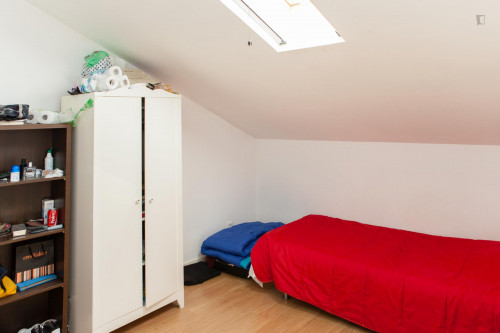 Single bedroom near Jardim Botânico da Universidade de Coimbra