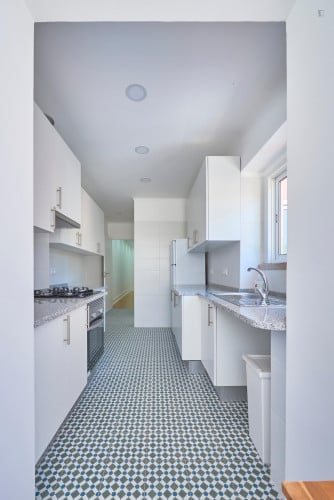 Twin bedroom near Entrecampos train station - Gallery - 10