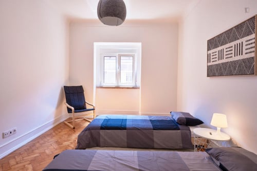 Twin bedroom near Entrecampos train station - Gallery - 22