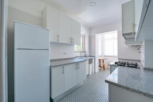 Twin bedroom near Entrecampos train station - Gallery - 17