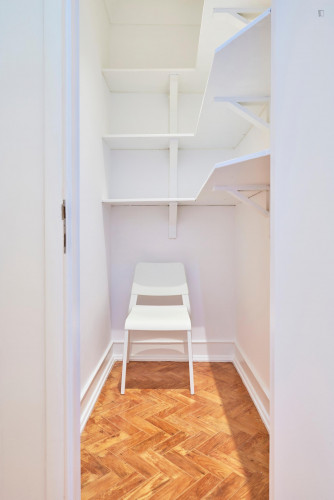 Twin bedroom near Entrecampos train station - Gallery - 26