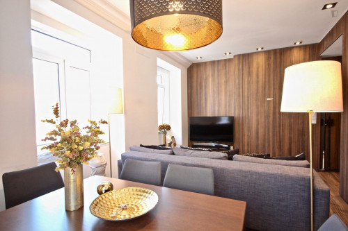 Gorgeous apartment in Santa Apolónia - Gallery - 16