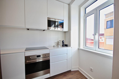 Gorgeous apartment in Santa Apolónia - Gallery - 10
