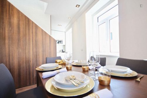 Gorgeous apartment in Santa Apolónia - Gallery - 14