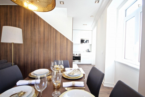 Gorgeous apartment in Santa Apolónia - Gallery - 15