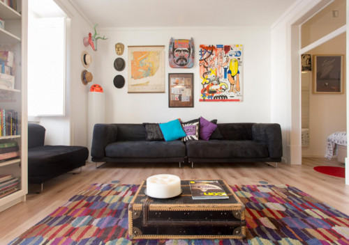 Fresh 2 bedroom apartment close ISEG