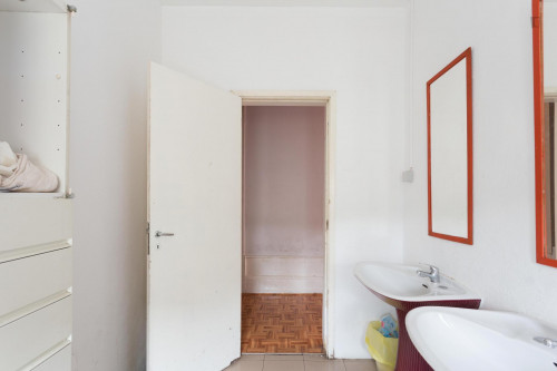 Welcoming double bedroom close to Universidade do Porto - Gallery - 5