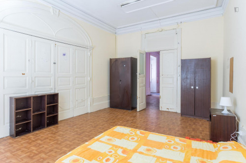 Double bedroom set in a residence near Faculdade de Farmácia da Universidade do Porto - Gallery - 26