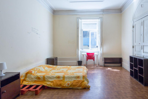 Double bedroom set in a residence near Faculdade de Farmácia da Universidade do Porto - Gallery - 27