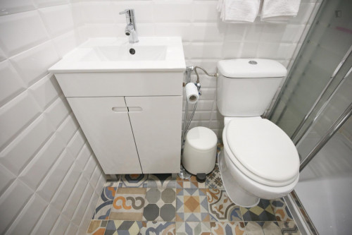 2-bedroom apartment - Gallery - 11