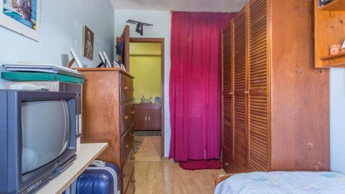 Single bedroom in a 3-bedroom flat near Porto Business School  - Gallery -  2