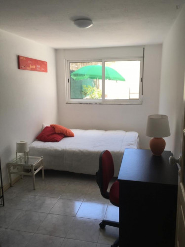  Welcoming Ensuite Bedroom Near Instituto Superior De Engenharia  -  Welcoming Ensuite Bedroom Near Instituto Superior de Engenharia  - Gallery -  1