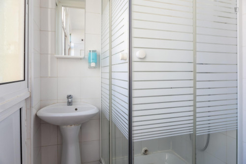 Lovely double bedroom near Picoas and Saldanha station - Gallery - 6