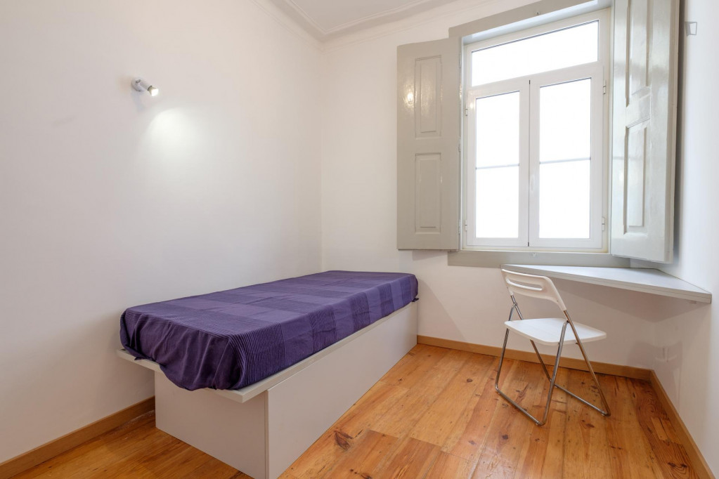 Charming single bedroom in Baixa de Coimbra  - Gallery -  1