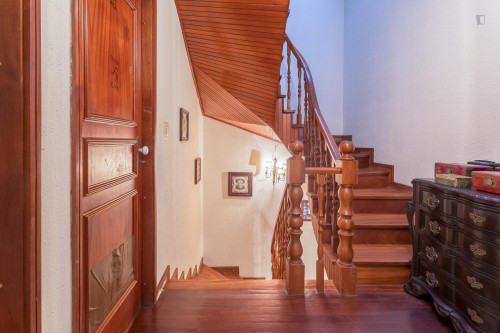Double bedroom in a 3-bedroom house in Matosinhos - Gallery - 3