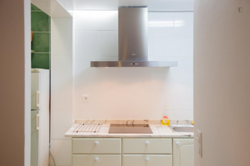 Practical single ensuite bedroom close to Coimbrashopping - Gallery - 6