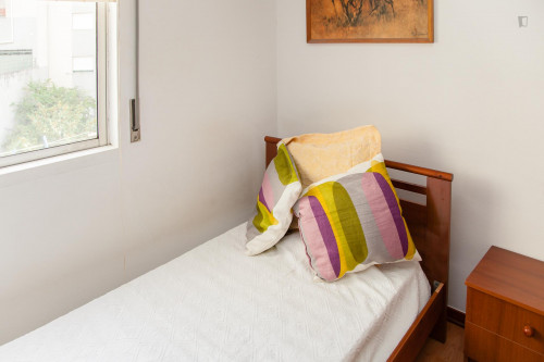 Practical single ensuite bedroom close to Coimbrashopping - Gallery - 20