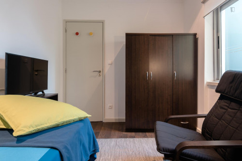 Tasteful single bedroom near Universidade Autónoma  - Gallery -  4