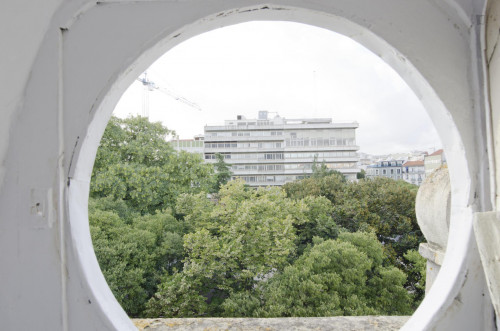 Cool double bedroom near Arroios metro station - Gallery - 5