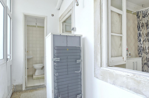 Twin bedroom near Areeiro metro station - Gallery - 9