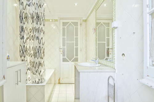 Twin bedroom near Areeiro metro station - Gallery - 14