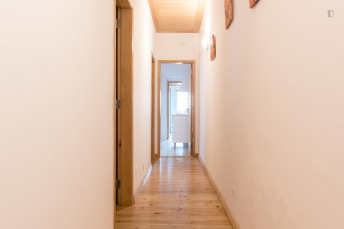 Comfortable single bedroom in Belém, near Universidade Lusíada de Lisboa - Gallery - 7