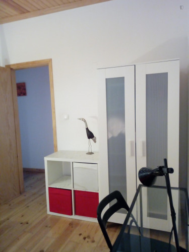 Comfortable single bedroom in Belém, near Universidade Lusíada de Lisboa