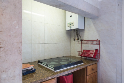 Inviting Double bedroom next to transportation links - Gallery - 6