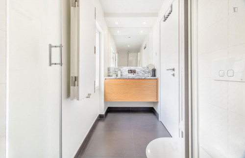 Design Apartment in Typical Alfama - Gallery - 9