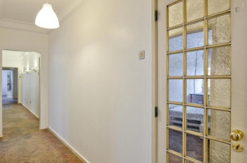 Great Double bedroom in Arroios - 1 month free - Gallery - 2