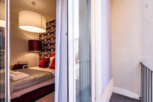 Fantastic 3-bedroom apartment in Campolide - Gallery - 11