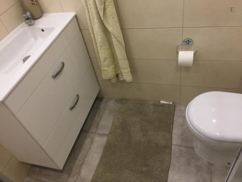 Very nice double bedroom in Alvalade - Gallery - 8